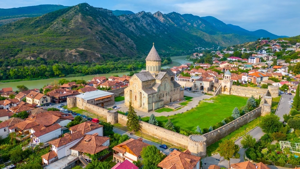 Georgia in 10 Days: The Perfect Itinerary Through Cities, Mountains, and Coast