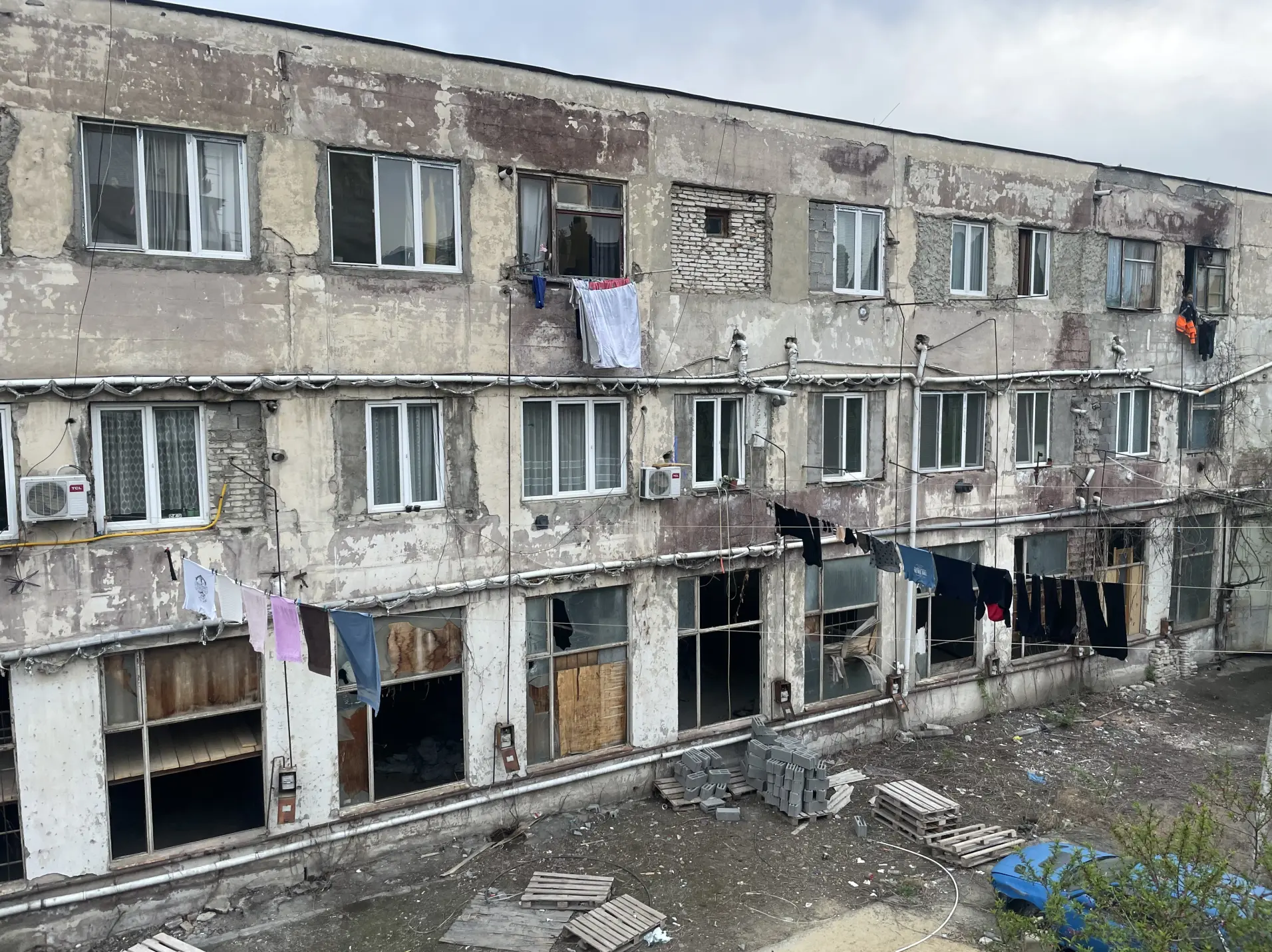 Alternative Side Walking Tour — Raw, Real & Broken